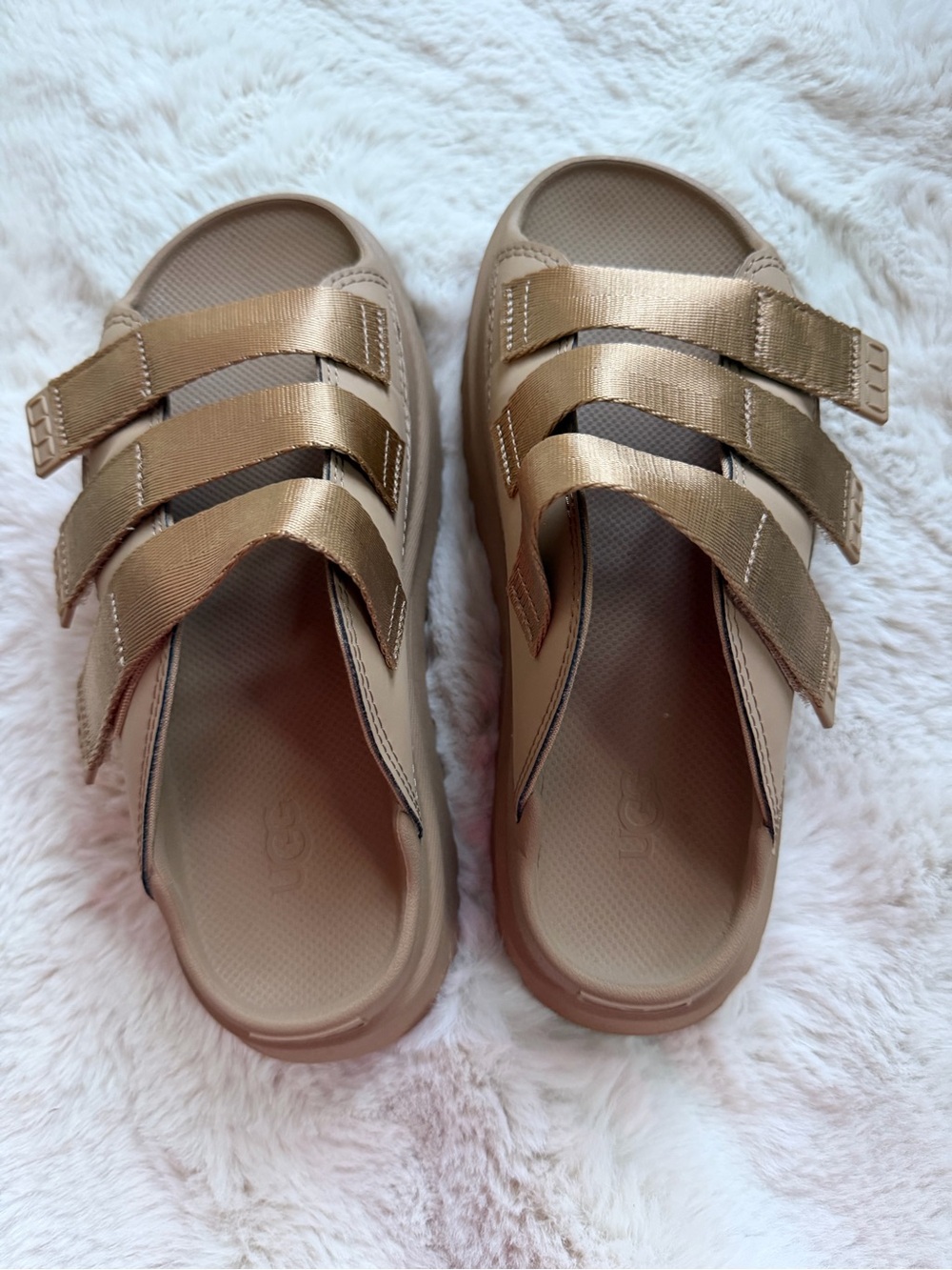UGG Metallic Gold Strappy Slide Sandals - Picture 1 of 3